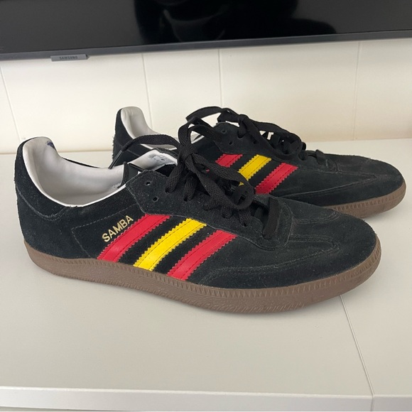 Adidas SAMBA Trainers Black Red Yellow Sneakers Suede Mens US 7.5 UK 7  RARE!!